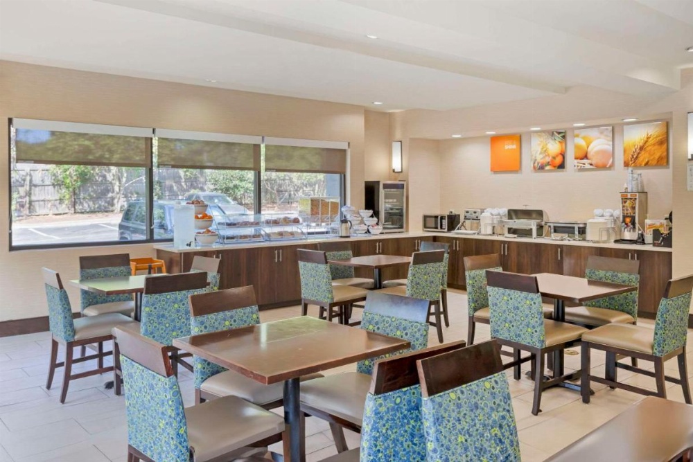 Comfort Suites Columbia Northeast - Fort Jackson Image 44