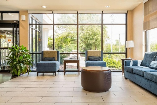 Comfort Suites Columbia Northeast - Fort Jackson image 49